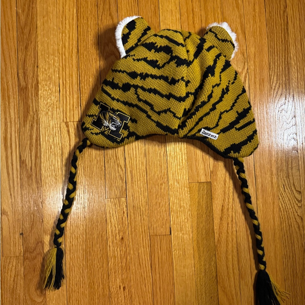 Zoozats Mizzou Tiger Beanie Ear Flaps + Tassels - Picture 2 of 6